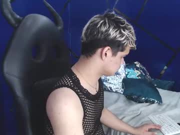 Abrahan_Moral Chaturbate stream image from September 05, 2025