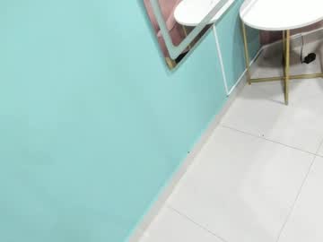 Mikeevanss Chaturbate stream image from September 05, 2025