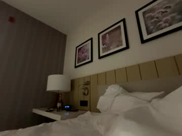 Mooseandmasi Chaturbate stream image from September 05, 2025