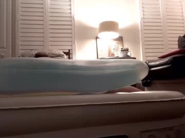 Yuhop3 Chaturbate stream image from September 05, 2025