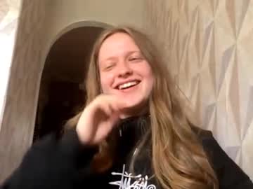 Susannahmcateer Chaturbate stream image from September 05, 2025