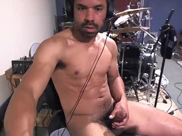 Vbigidux Chaturbate stream image from September 05, 2025