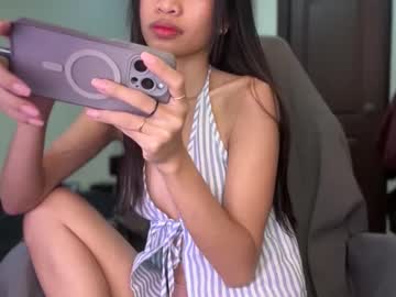 Your_World_ Chaturbate stream image from September 05, 2025
