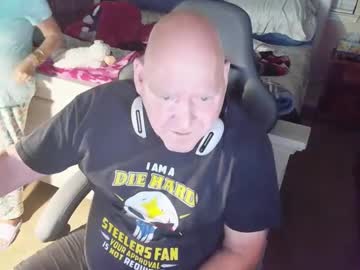 Ronr64094 Chaturbate stream image from September 05, 2025