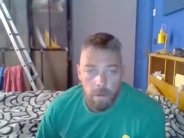 Pug2222 Chaturbate stream image from September 05, 2025