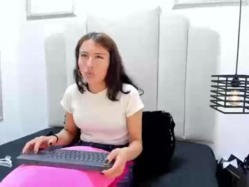 Amaraa_Collins Chaturbate stream image from September 05, 2025