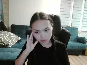 Ckyvina Chaturbate stream image from September 05, 2025