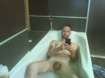 Allmic Chaturbate stream image from September 05, 2025