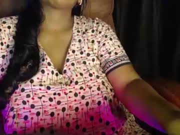 Moody_Maya Chaturbate stream image from September 05, 2025