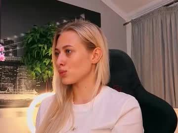 Sayselena Chaturbate stream image from September 05, 2025