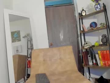 Hot_Mia_69 Chaturbate stream image from September 05, 2025