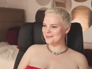 Likaaberry Chaturbate stream image from September 05, 2025