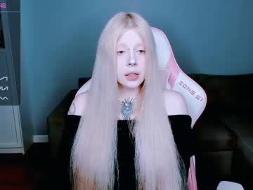 Succubus_Leslie Chaturbate stream image from September 05, 2025