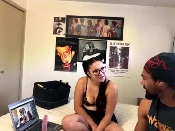 Matteoxxxamelia Chaturbate stream image from September 05, 2025