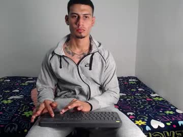 Bairon_Hugedick777 Chaturbate stream image from September 05, 2025