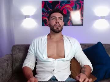 Zarekfox Chaturbate stream image from September 05, 2025