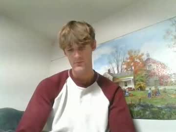 Basicallyjustmee Chaturbate stream image from September 06, 2025