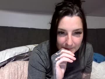 Lucy_Lovless Chaturbate stream image from September 06, 2025