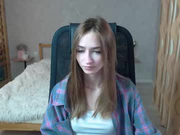 Silkymiley Chaturbate stream image from September 06, 2025