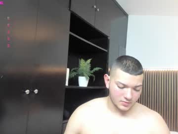 Aroon_Cossio Chaturbate stream image from September 06, 2025