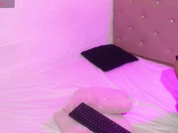 Elliot_Stone18 Chaturbate stream image from September 06, 2025