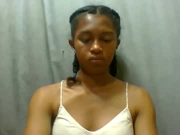 Elaliealdy Chaturbate stream image from September 06, 2025