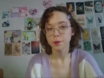 Shy_Kiss_Twinkle_Bloop Chaturbate stream image from September 06, 2025