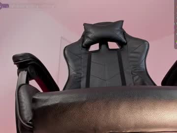 Emmasanzoficial Chaturbate stream image from September 06, 2025
