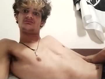 Fhuuugh Chaturbate stream image from September 07, 2025