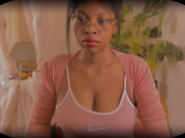 Bellablakes18 Chaturbate stream image from September 07, 2025