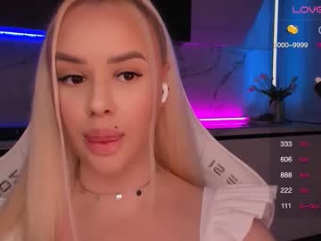 Blond_Diamond Chaturbate stream image from September 07, 2025