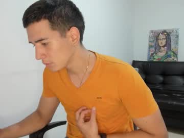 Mike3xxx Chaturbate stream image from September 07, 2025