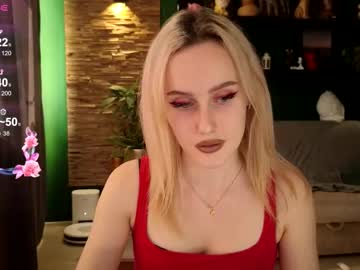 Belle_Vill Chaturbate stream image from September 07, 2025