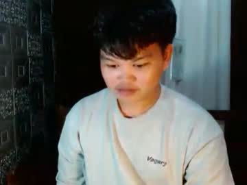 Rnl_Cum Chaturbate stream image from September 07, 2025