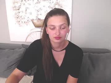 Alisaperes Chaturbate stream image from September 07, 2025