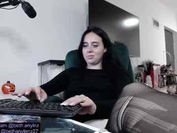 Bethanylenz2 Chaturbate stream image from September 07, 2025