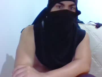 Elmaskarado889826 Chaturbate stream image from September 07, 2025