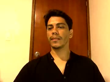 Martins_1111 Chaturbate stream image from September 08, 2025