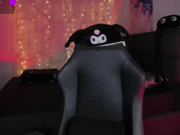 Nanaleon Chaturbate stream image from September 08, 2025