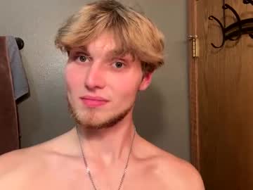 Bigskinnyboyshh Chaturbate stream image from September 08, 2025