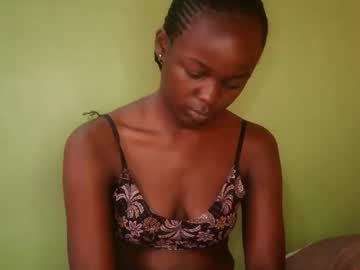 Queen_Banice Chaturbate stream image from September 08, 2025
