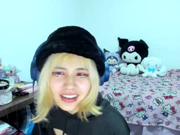 Azu_Moure Chaturbate stream image from September 08, 2025