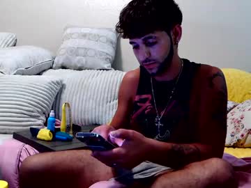 Naomi_Skiesxo Chaturbate stream image from September 08, 2025