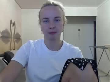 Leggywily25 Chaturbate stream image from September 08, 2025