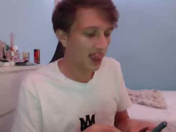 Blondessence Chaturbate stream image from September 08, 2025
