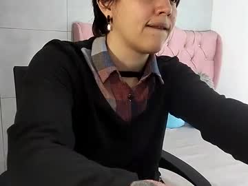 Bug2025 Chaturbate stream image from September 08, 2025