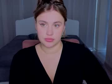 Adelynnn Chaturbate stream image from September 08, 2025