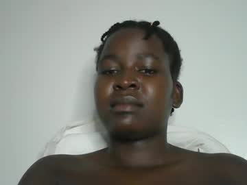 Savivore Chaturbate stream image from September 08, 2025