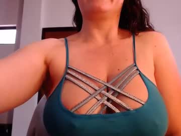 Naughty_Woman4u Chaturbate stream image from September 08, 2025