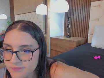 Emilly_Cardona Chaturbate stream image from September 08, 2025